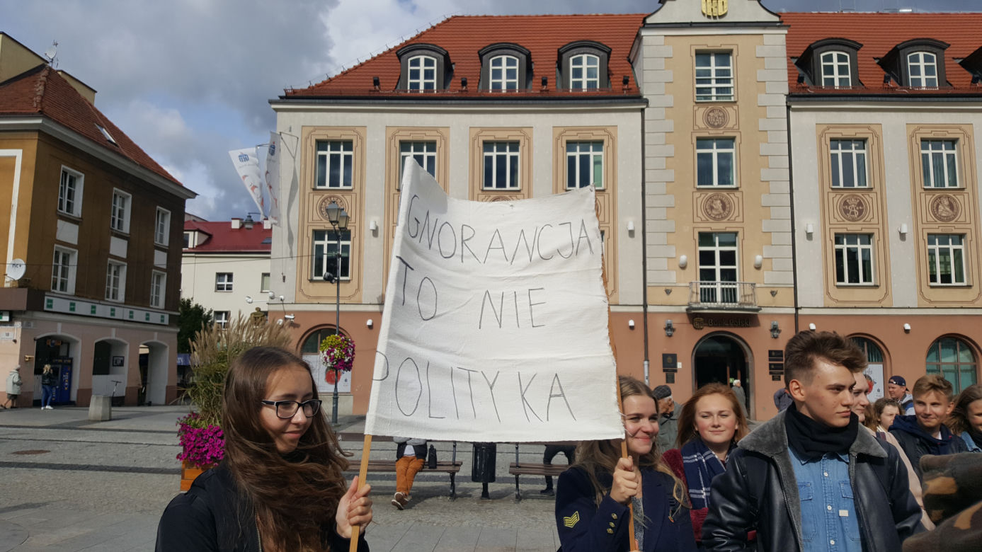 Białystok: Młodzieżowy Strajk Klimatyczny: "Najpierw natura, potem matura"