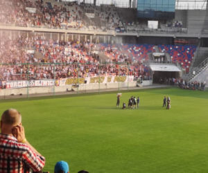 Tak kibice przywitali Łukasza Podolskiego w Górniku Zabrze. Szaleństwo na stadionie [ZDJĘCIA]
