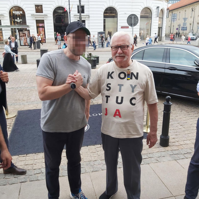 Lech Wałęsa pokazał kulisy manifestacji z 4.06