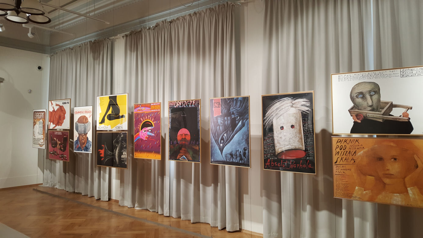Wystawa artystycznych plakatów filmowych w muzeum