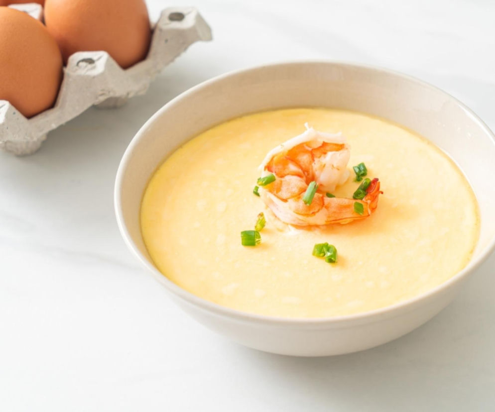 Chińczycy robią jajka zupełnie inaczej. Efekt? Jedwab na łyżce