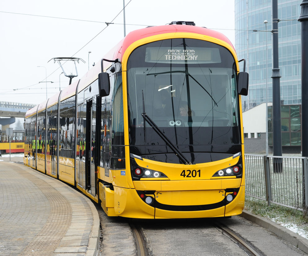 Jechaliśmy nowym tramwajem. Pierwszy hyundai wyjechał na stołeczne torowiska