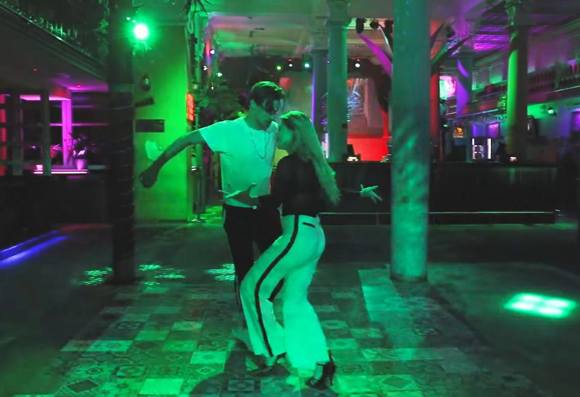 Odkopaliśmy stare nagrania Michała Kota. Zwycięzca "Top Model" ma wyjątkowy talent