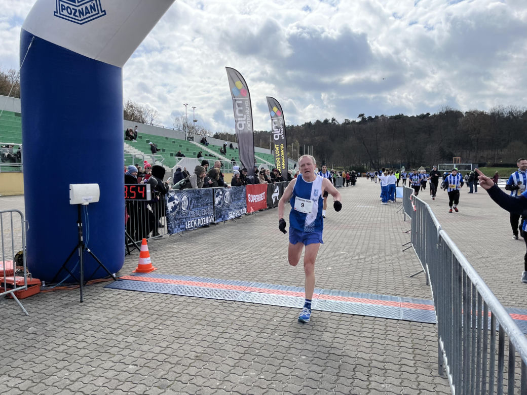 Kibolska Dycha 2024. Wyjątkowy bieg kibiców Lecha Poznań