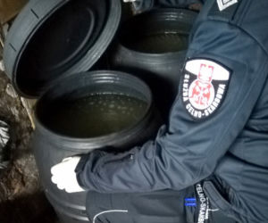 Narewka. Bimbrownik wpadł pędzeniu nielegalnego alkoholu [ZDJĘCIA]