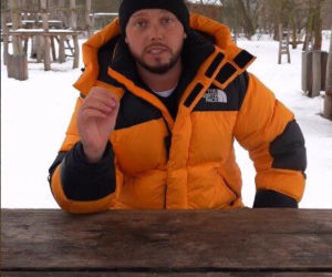 Wojna o kiełbasę w sieci! Miliony w tle i groźby prawne po recenzji Książula