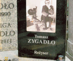 Okradli grób mojego męża!