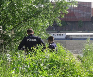 Wisła wyrzuciła ciało młodego mężczyzny. Potworność