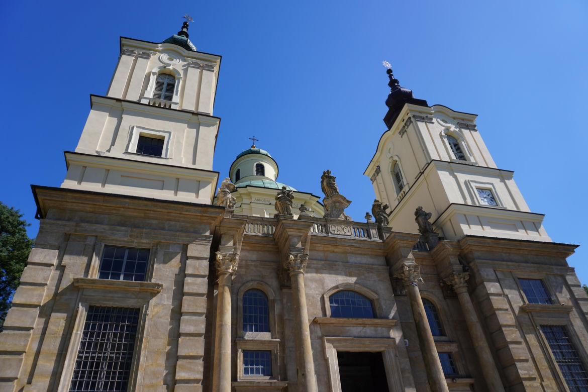 Klimontów. To miasto w woj. świętokrzyskim olśniewa średniowiecznym centrum
