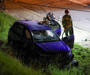 Wypadek w Krakowie. Nie żyją dwie osoby potrącone przez samochód na chodniku