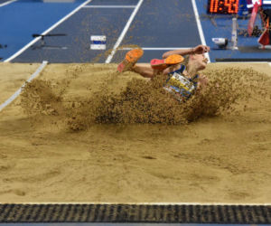 Halowe mistrzostwa Polski w Kujawsko-Pomorskiej Arenie Toruń. Zdjęcia kibiców i zawodników