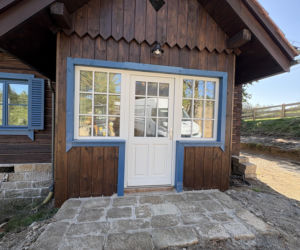 Remont drewnianej chaty w Tropiu (woj. małopolskie)