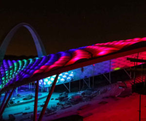 Spektakularna iluminacja Teatru Letniego w Szczecinie