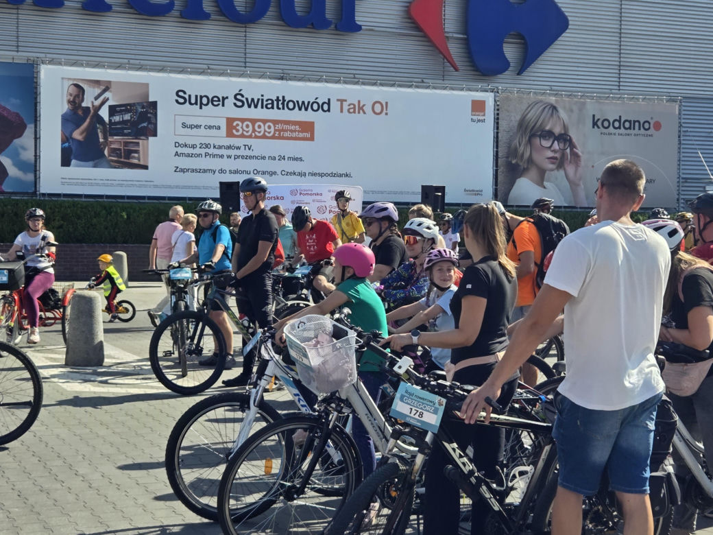 Tłumy rowerzystów ruszyły przez Bydgoszcz! Rajd Galerii Pomorskiej za nami