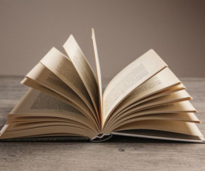 Quiz z polskiego. Dopasuj bohatera do dzieła literackiego