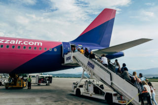 Ryanair straszy podwyżkami, głos zabiera Wizz Air. To koniec taniego latania?
