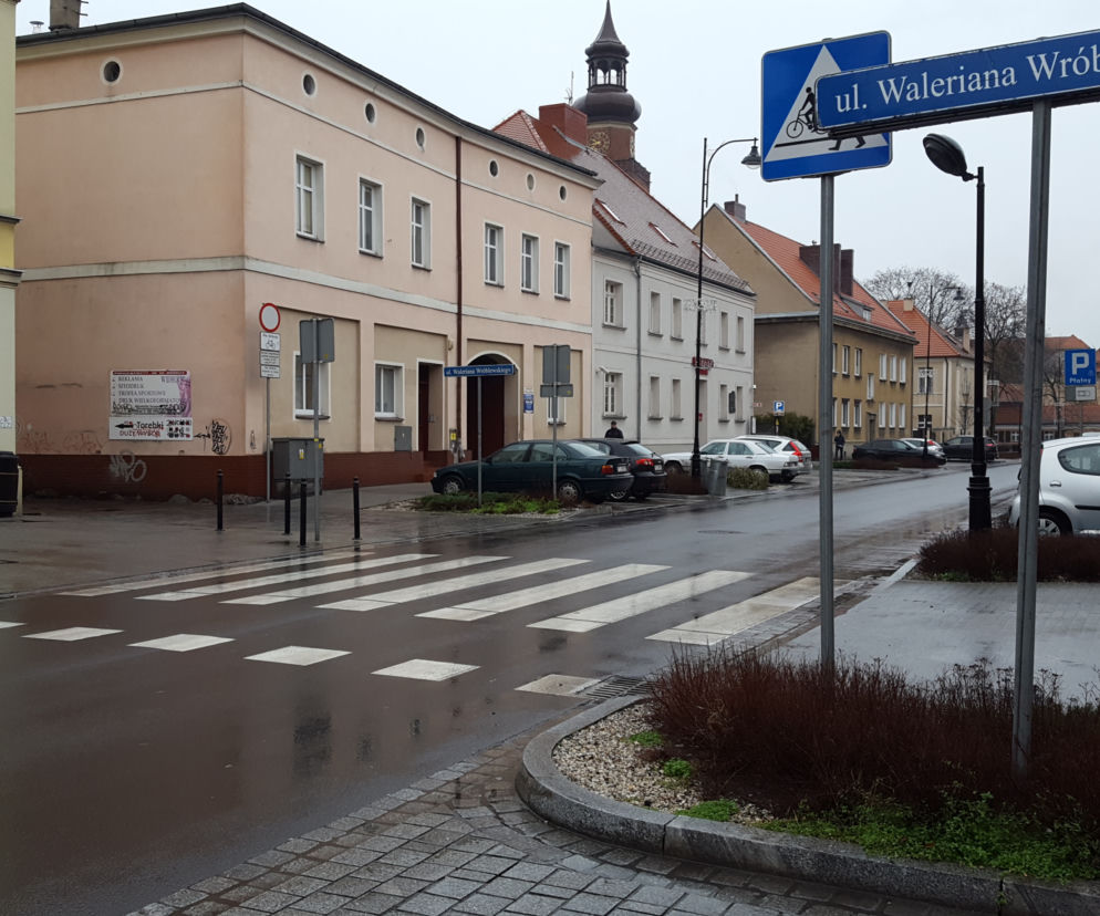 Młody kierowca, który w Lesznie potrącił śmiertelnie pieszego, usłyszał zarzut