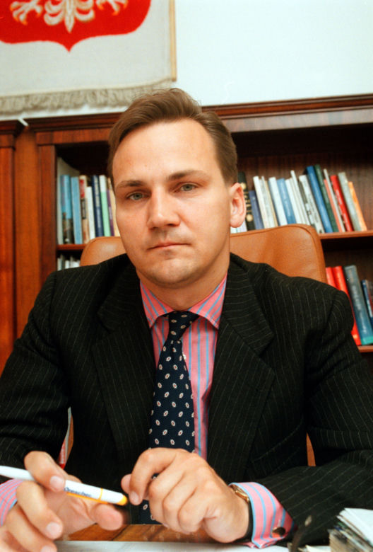 Tak się zmienił Radosław Sikorski 