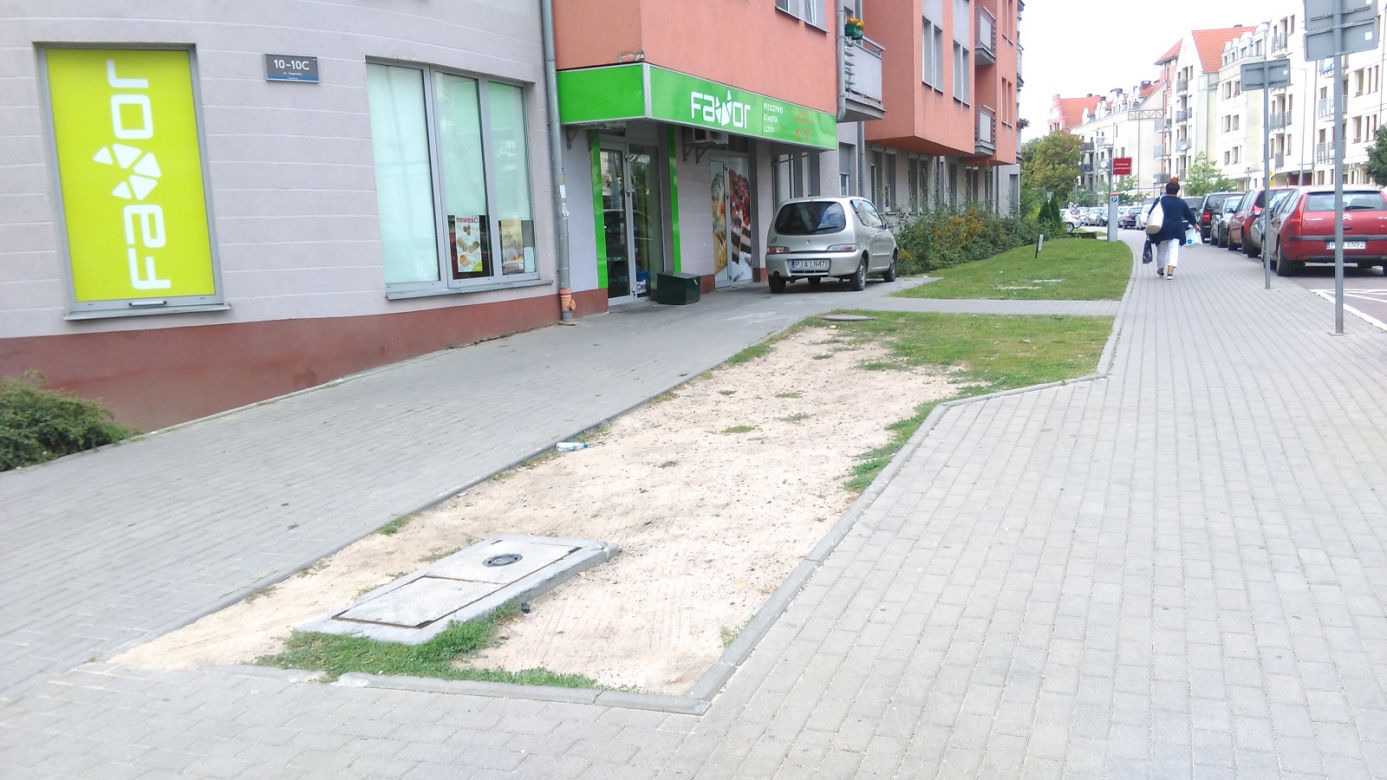 Nowy, zielony skwerek na Szyperskiej