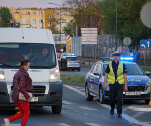 Potrącenie na pasach w Bydgoszczy! Dwie osoby poważnie ranne [ZDJĘCIA]