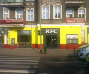 KFC w jaskrawych kolorach