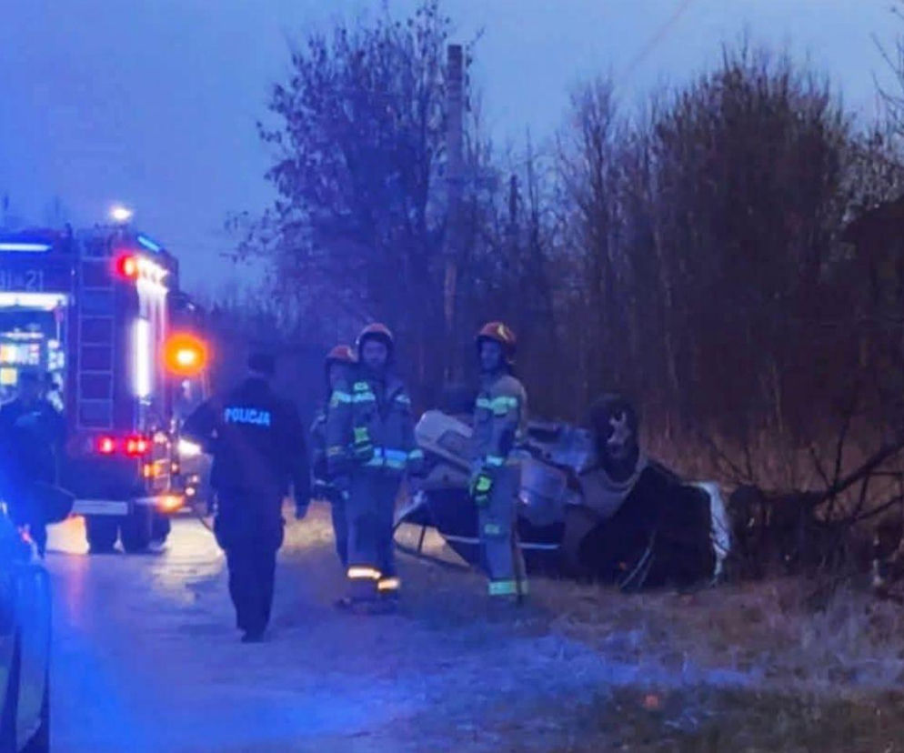 Poważny wypadek w Śląskiem. Pięć nastolatkóww ciężkim stanie trafiło do szpitali