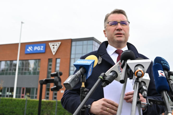 Konferencja prasowa przed Fabryką Broni "ŁUCZNIK"