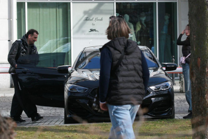 Michał Koterski z dziewczyną na spacerze