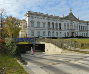 Tablice elektroniczne na placu Krasińskich