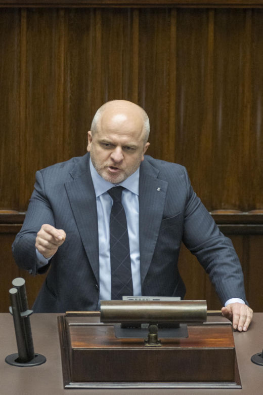 Poseł KO spędził w szpitalu sześć dni  Naprawili Kowalowi kolano