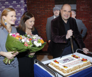 Ranczo. Cezary Żak na znów na planie z serialową córką. Klaudia (Marta Chodorowska) to już dojrzała kobieta