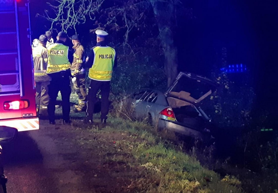 Mateusz zginął w pobliżu swojego rodzinnego domu. Policja mówi o zbyt dużej prędkości na drodze