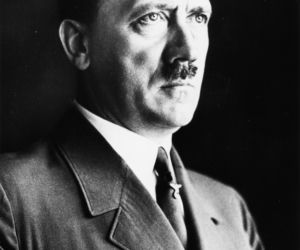 Hitler pierwszym człowiekiem na księżycu