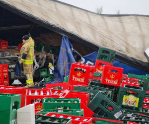 Troszkowo. Setki litrów piwa rozlały się na drogę