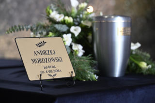 Wielkie pożegnanie Andrzeja Morozowskiego. Na Powązkach pojawił się tłum znanych osób