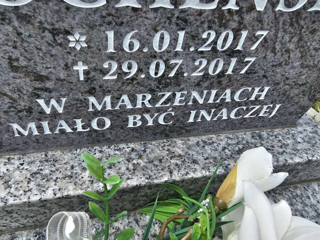 Podkarpackie. Maksiu miał tylko 6 miesięcy, kiedy został zamordowany. Grób chłopca [GALERIA]