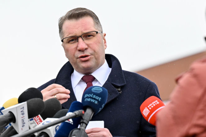 Konferencja prasowa przed Fabryką Broni "ŁUCZNIK"