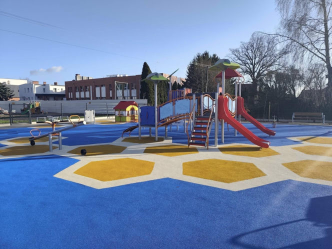 Nowy plac zabaw w Wilkowicach