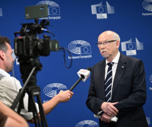 Europoseł Janusz Lewandowski: w negocjacjach nad budżetem UE trzeba stale podkreślać strategiczną rolę naszej części Europy