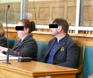 Proces małżeństwa oskarżonego w sprawie śmierci Bohdana Gadomskiego. Znany dziennikarz zmarł po otrzymaniu zbyt dużej dawki insuliny