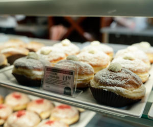 Najstarsza kawiarnia w Warszawie może zniknąć z Nowego Światu