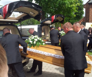 Pogrzeb Łukasza i Julii