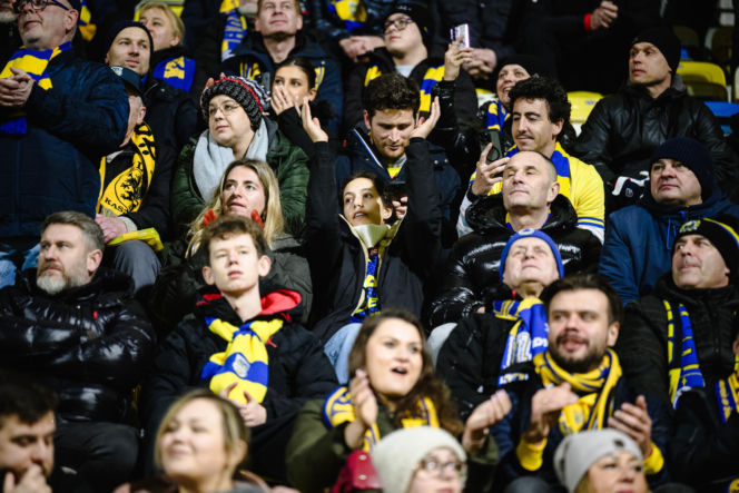 Arka Gdynia - Lechia Gdańsk: Zdjęcia kibiców z derbów Trójmiasta w ramach 23. kolejki PKO BP Ekstraklasy