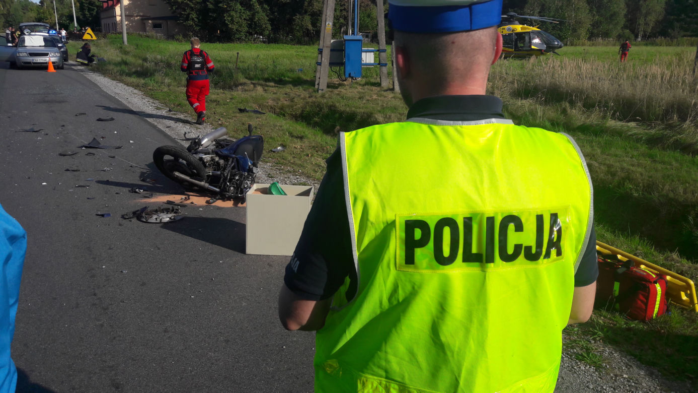 Policjant zginął pod Namysłowem! Żona i dzieci w żałobie (ZDJĘCIA]