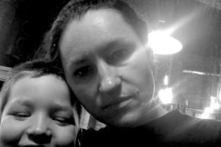 Mysłowice: Tragiczne wieści! Marlena Molenda nie żyje. 6-letni Olek pożegnał mamusię