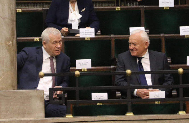 Nie ma życia poza PiS?