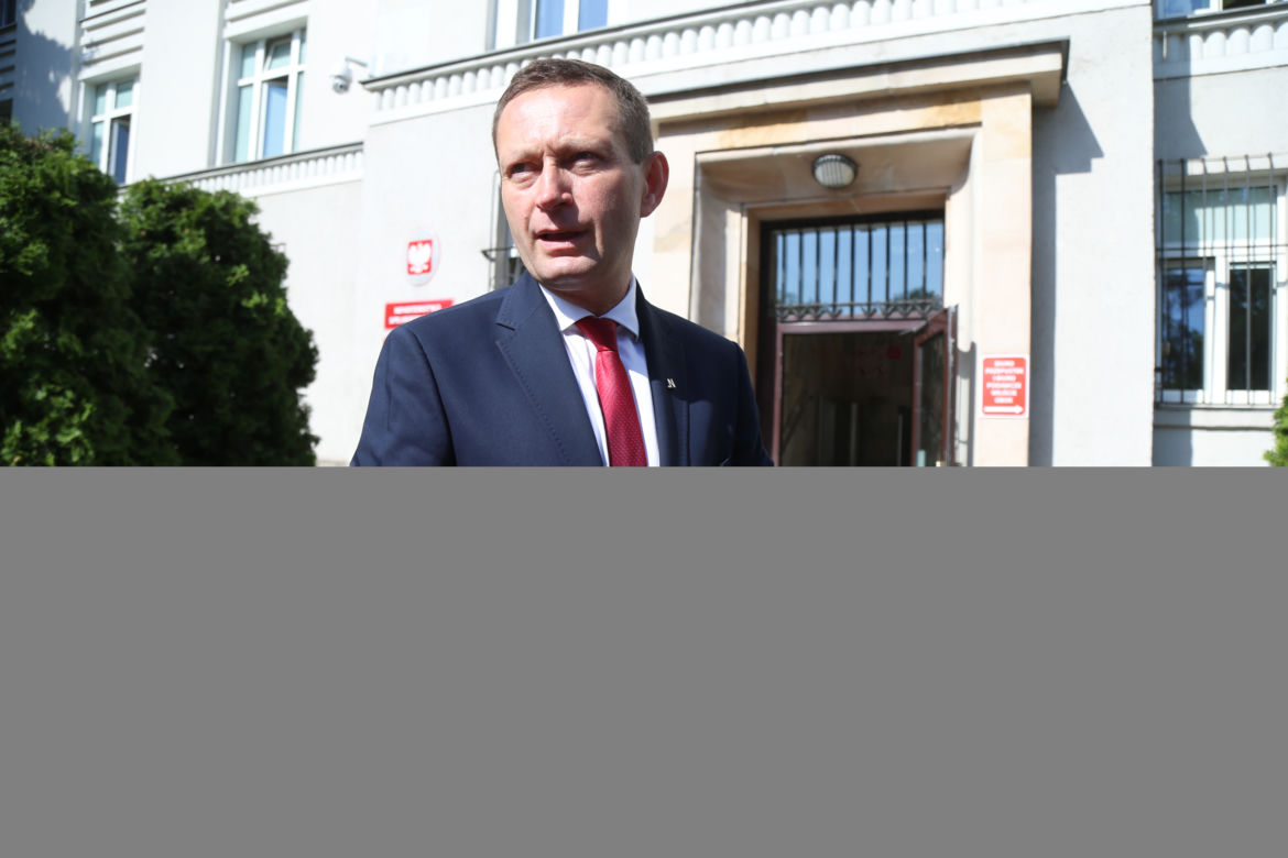 Służby powinny sprawdzić Rabieja.