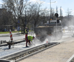 Ostatnie asfaltowanie Sokratesa. Otwarcie po majówce