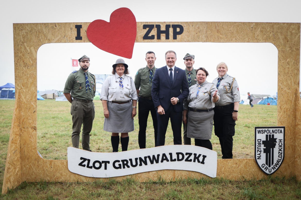 Inscenizacja bitwy pod Grunwaldem za nami. Pogoda nie zniechęciła uczestników. Tłumy na polu bitwy