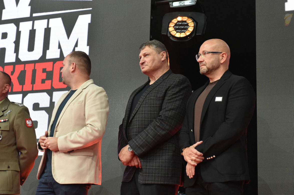 Andrzej Gołota na otwarciu V Forum Polskiego Boksu w Kielcach